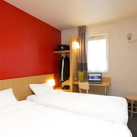 Hotel Strasbourg Nord Artisans 2*